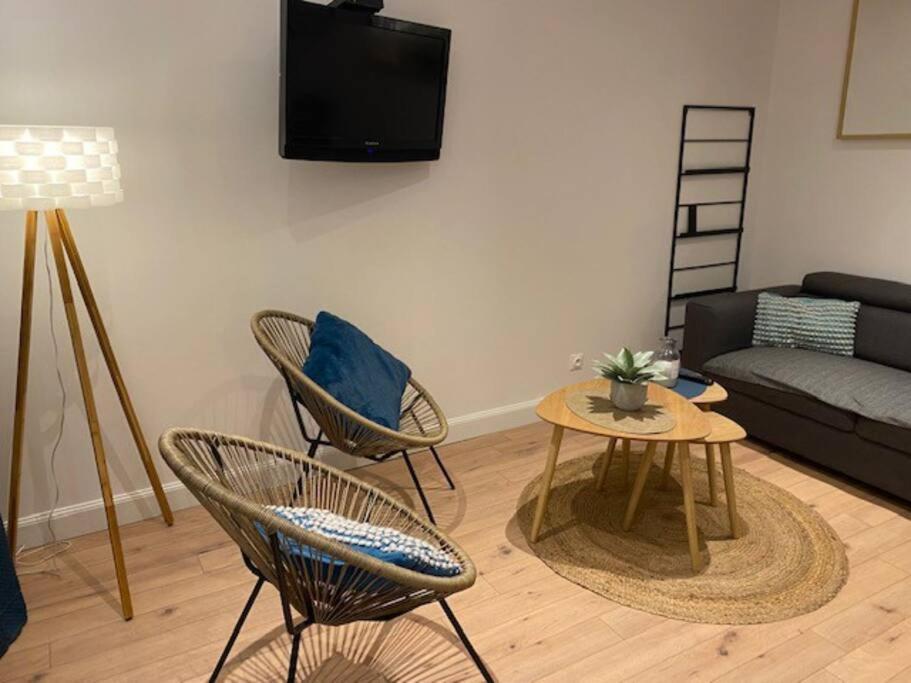 Au Petit Bragard- Triplex Proche Centre * Saint-Dizier